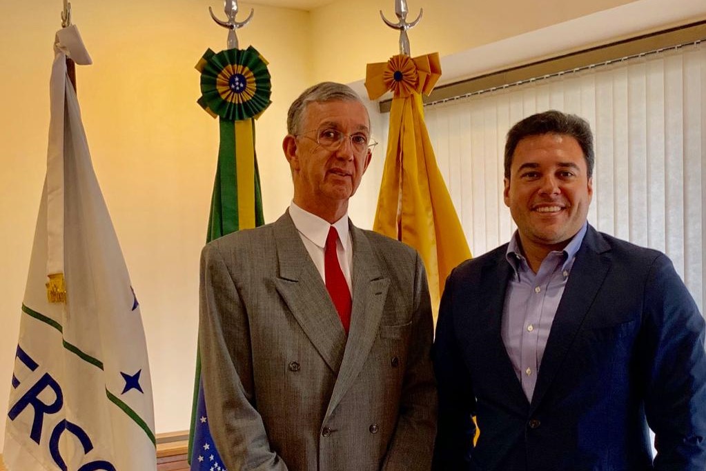 Secretário Luiz Alvaro ao lado do Embaixador do Brasil na Argentina